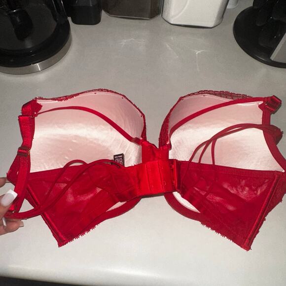 Victoria's Secret very sexy red lace strappy bra sz 38dd - Picture 3 of 5